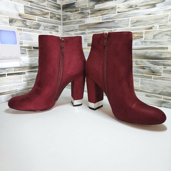 XOXO Boots - Picture 3 of 5